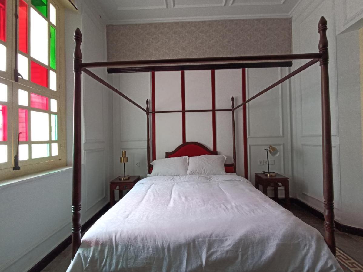 Mruyung Guest House Kota Lama Banyumas Mitra Reddoorz Exteriör bild